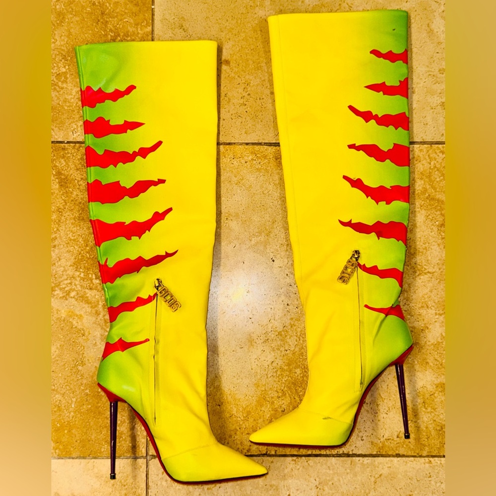 GCDS Jurassic Park Boots Rare Dino Logo Yellow Knee High Heels - EU 40/US 9 - Picture 7 of 8